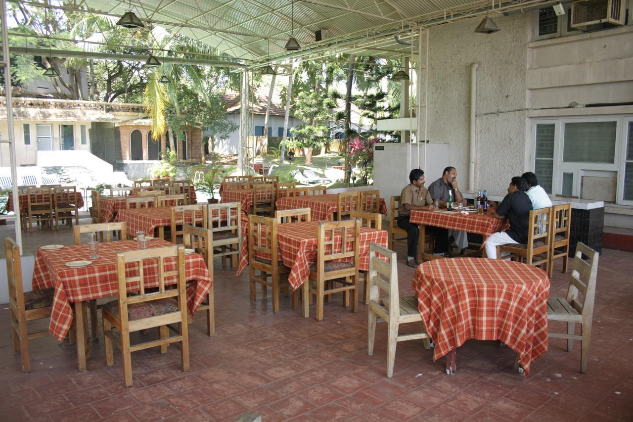 Raja Hotel Kovalam Bagian luar foto
