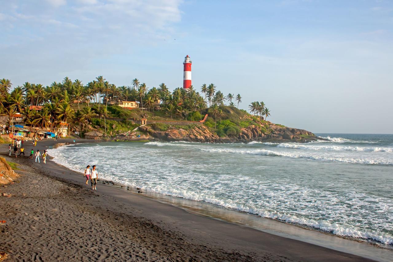 Raja Hotel Kovalam Bagian luar foto